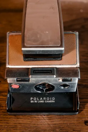 1972 Polaroid SX-70 Land Silver/Brown