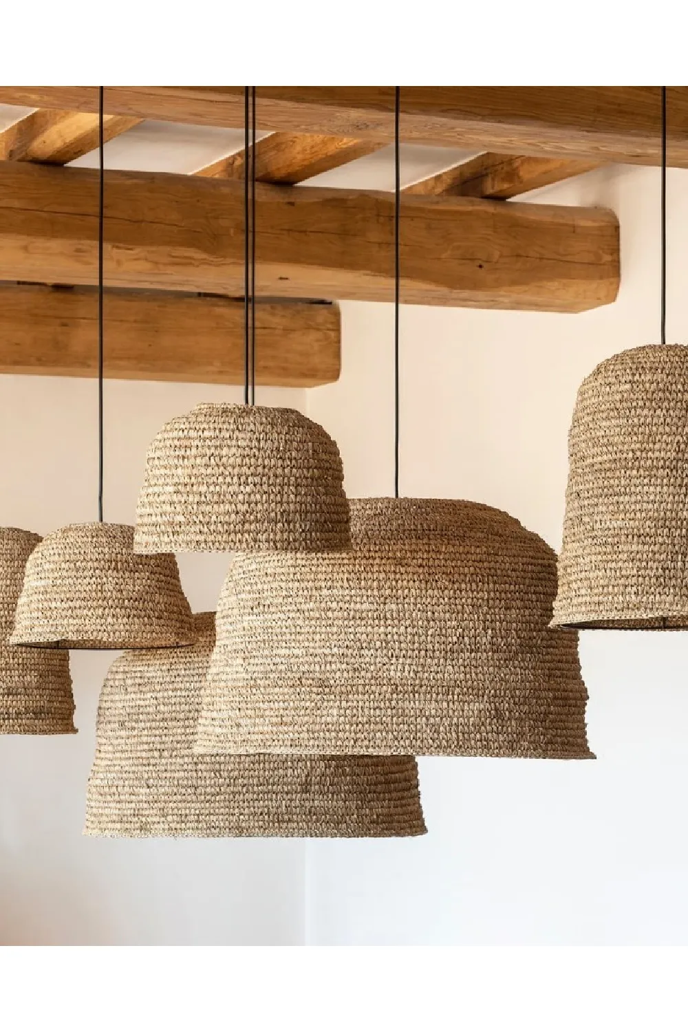 Braided Seagrass Hanging Lamp | Dareels Golf